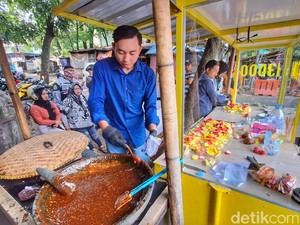 Rujak Ulek Dadakan Ala Tedi di Soreang, Jadi Buruan dan Viral di Medsos
