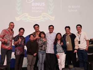 Apresiasi Guru, Murid-Orang Tua BINUS SCHOOL Simprug Berikan Kejutan