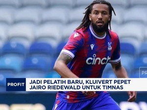 Video: Jadi Pelatih Baru, Kluivert Pepet Jairo Riedewald Untuk Timnas