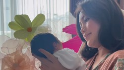 Jessica Iskandar Bagikan Tips Menyusui