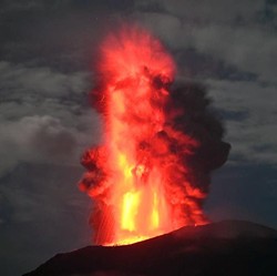 Erupsi Gunungapi-Banjir, Deret Bencana Landa Wilayah RI di Awal 2025