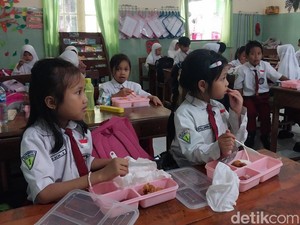 Anggaran Program Makan Bergizi Gratis Tahun Ini Rp 71 Triliun