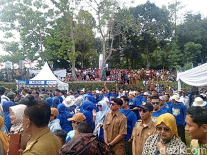 Antusias Warga Hadiri Peringatan Hari Desa di Subang, Rela Datang Pagi