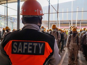 Pentingnya Implementasi K3 untuk Pekerja dan Perusahaan