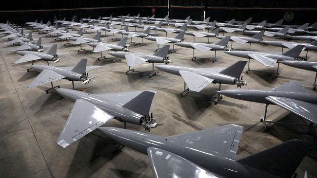 Iran Pamer 1.000 Drone Canggih Buatan Sendiri, Ini Penampakannya