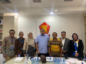 Andre Rosiade: PT Pos Sepakat Bayar Kewajiban Warga Majalengka Korban PHK