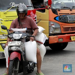 Mentan Endus Gelagat Aneh, Sebut 1.000 Truk Keluar dari Pasar Cipinang