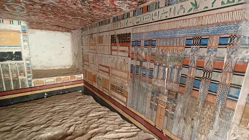 Tim arkeologi Prancis-Swiss temukan makam menakjubkan dari dukun-dukun terkenal di Mesir. Tim arkeologi Prancis-Swiss temukan makam menakjubkan dari dukun-dukun terkenal di Mesir. (Dok. Egyptian Ministry of Tourism and Antiquities)