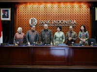 Terjepit Tugas Jaga Rupiah-Dongrak Ekonomi, BI Diramal Tak Kemana-mana