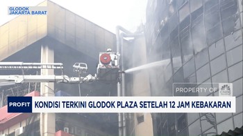 Video: Kondisi Terkini Glodok Plaza Setelah 12 Jam Kebakaran