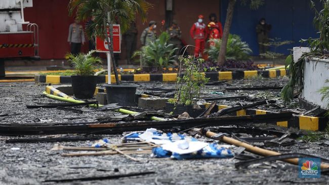 Penyebab Damkar Kesulitan Cari Korban Kebakaran Glodok Plaza