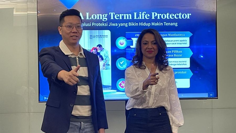 Peluncuran  AXA Long Term Life Protector/Teti Purwanti