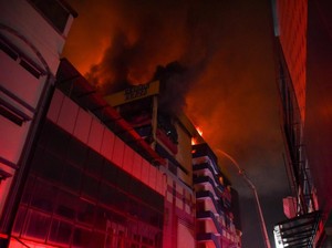 Pengelola: 650 Toko Terdampak Kebakaran Glodok Plaza, Kerugian Ratusan Juta