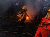 Kebakaran di Museum Satria Mandala, Damkar Masih Lakukan Pendinginan