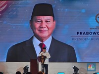 Prabowo: Emang Jadi Presiden Enak? Gak Boleh Flu!