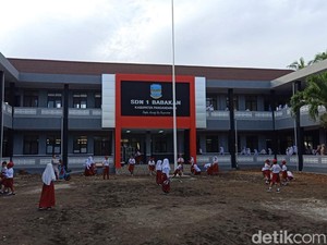 PAUD-SD di Pangandaran Perbolehkan Siswa Bawa HP, tapi...