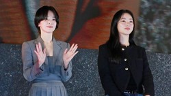 Video: Setelah Dark Nuns, Song Hye Kyo Ingin Main Komedi Bareng Jeon Yeo Been