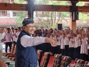 Mensos Siap Alih Fungsi Gedung Kemensos buat Sekolah Rakyat