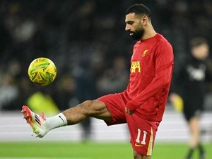 Mo Salah Kirim Kode ke Lineker soal Masa Depannya di Liverpool