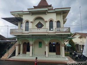 Heboh Pria Magelang Sandera Keluarga di Masjid, Ancam Bunuh Pakai Sajam