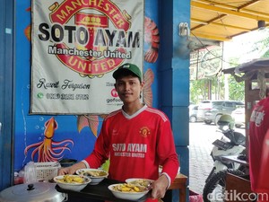 Meski Klubnya Sering Kalah, Tapi Soto Manchester United Ini Rasanya Juara