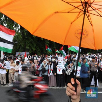 Aksi Solidaritas Pro Palestina Kembali Kepung Kedubes AS di Jakarta