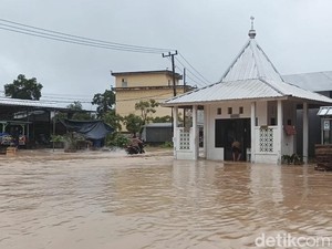 Banjir 2 Kecamatan di Bangka Barat karena Buruknya Drainase