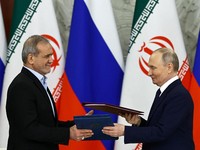 Di Ambang Perang Lawan AS, Iran Segel Pakta Pertahanan dengan Rusia
