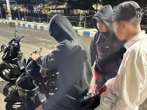2 Pemuda Mondar-mandir Bawa Celurit di Pelabuhan Kota Pasuruan
