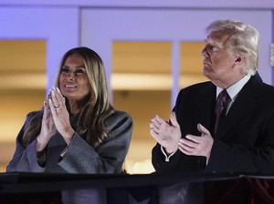 Melania Ikut Rilis Meme Koin, Harga Kripto Trump Langsung Anjlok