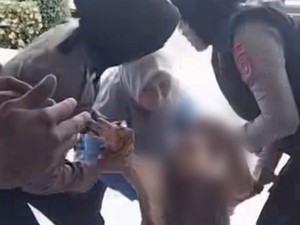 Wanita Diduga Aniaya Suami di Kolaka Diseret Polwan ke Rutan, Bayi Ikut di Sel