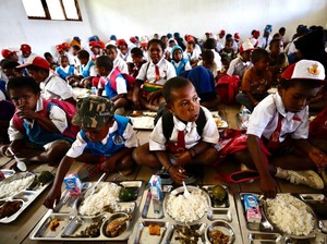 Menghitung Potensi Sumber Tambahan Anggaran buat Makan Bergizi Gratis