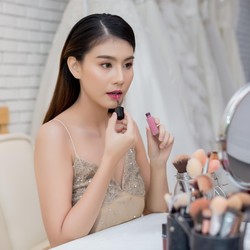 Cara Mudah Menyesuaikan Warna Make Up Sesuai Kepribadian