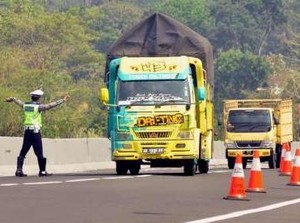 2 Opsi KDM untuk Industri Berbeban Berat: Pangkas Muatan atau Bangun Jalan Sendiri