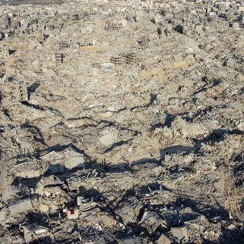 Potret Pilu Warga Gaza Kembali ke Rumah yang Sudah Rata dengan Tanah