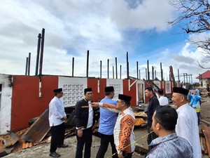 Ponpes Patobong Pinrang Kebakaran, Kemenag Sulsel Salurkan Bantuan Rp 44 Juta