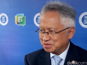 Menteri Satryo Tuding Aksi Demo Dipicu Ada ASN Tak Mau Dimutasi