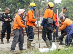 22 Kecelakaan di Perlintasan KA Liar, 9 Orang Meninggal Dunia