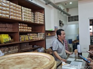 Menelusuri Sejarah Kopi di Bogor Melalui 3 Kedai Legendaris