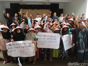 Warga Pundenrejo Geruduk DPRD Pati Buntut Polemik Tanah Nenek Moyang