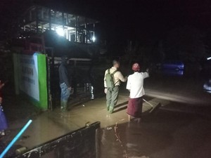 Banjir Bandang Terjang 5 Desa di Dompu, Puluhan Hektare Sawah Terendam