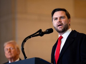 Wapres AS Tuduh Denmark Tak Jaga Greenland dari Rusia-China