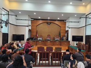 KPK Tak Hadir, Sidang Praperadilan Hasto Kristiyanto Ditunda 5 Februari