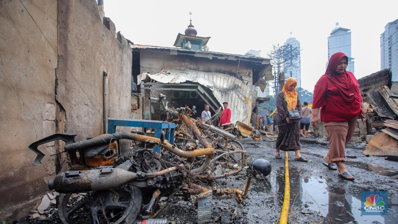 Sisa-Sisa Kebakaran Dahysat di Kemayoran, 543 Rumah Ludes. (CNBC Indonesia/Faisal Rahman)