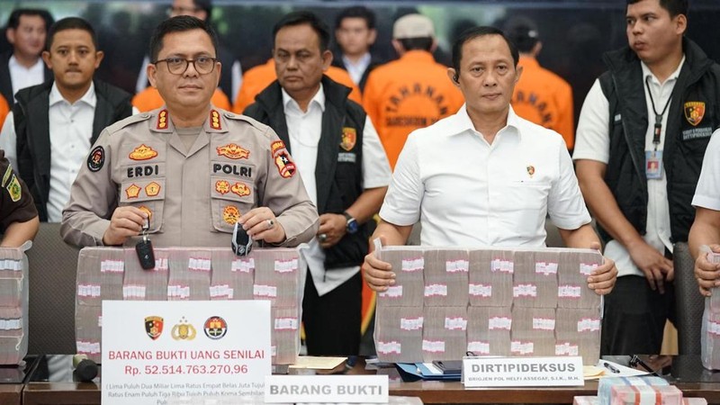Direktorat Tindak Pidana Ekonomi Khusus (Dittipideksus) Bareskrim Polri menyita aset dari para tersangka penipuan dan penggelapan, serta TPPU kasus Net89. (Dok. Bareskrim Polri)