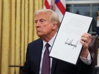 Deretan Kebijakan 'Gila' Donald Trump sejak Kembali Jadi Presiden AS