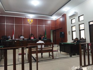 5 Pemburu Badak Jawa di TN Ujung Kulon Dituntut 10 Tahun Penjara