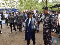 Tinjau Pagar Laut Pakai Tank, Segini Harta Titiek Soeharto