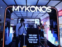 Pecinta Parfum Kumpul, Mykonos Hadir di Transmart Kasablanka