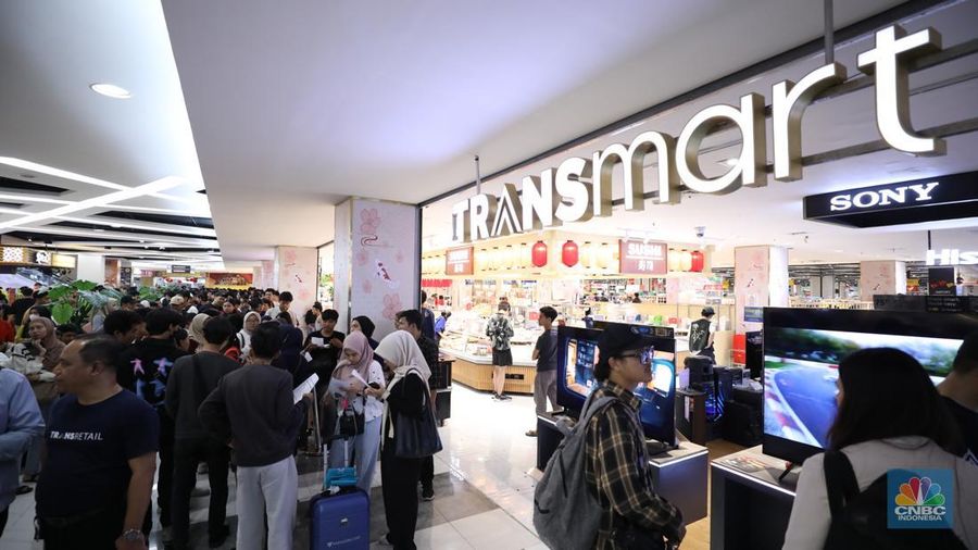 Transmart berkolaborasi dengan merek parfum lokal Mykonos membuka pop-up store pertamanya. (CNBC Indonesia/Tri Susilo)